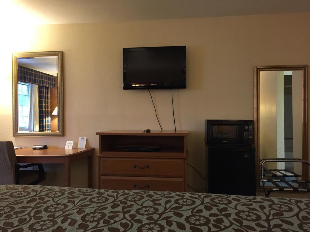 Days Inn By Wyndham New Braunfels Værelse billede